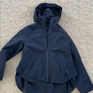 Lululemon rain jacket 6
